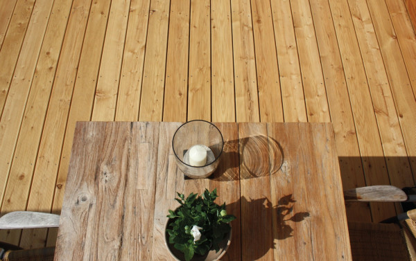 Terrassendiele sibirische Lärche