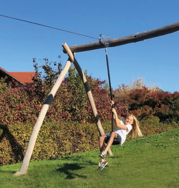 Seilbahn aus Robinien Holz 20 m lang