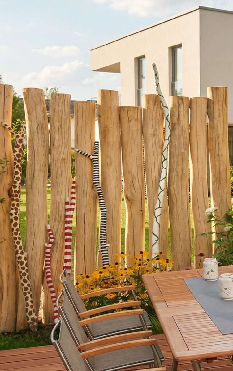 Robinienstmme naturkrumm & geschliffen | Robinienholz Stmme |  ROBINIENHOLZ | Gartenholz.at